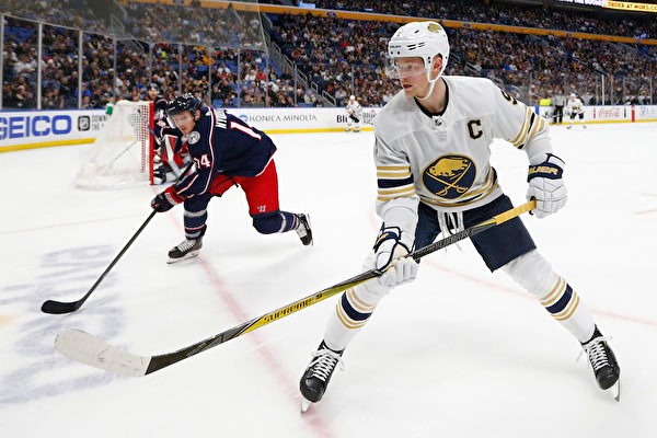 友谊赛成友尽赛！拜仁5-0萨尔茨堡红牛 卡尔造三球 迪亚斯两助攻