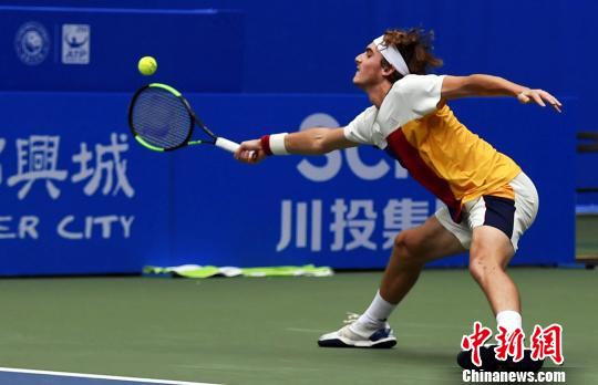 不断扩大 不断扩大