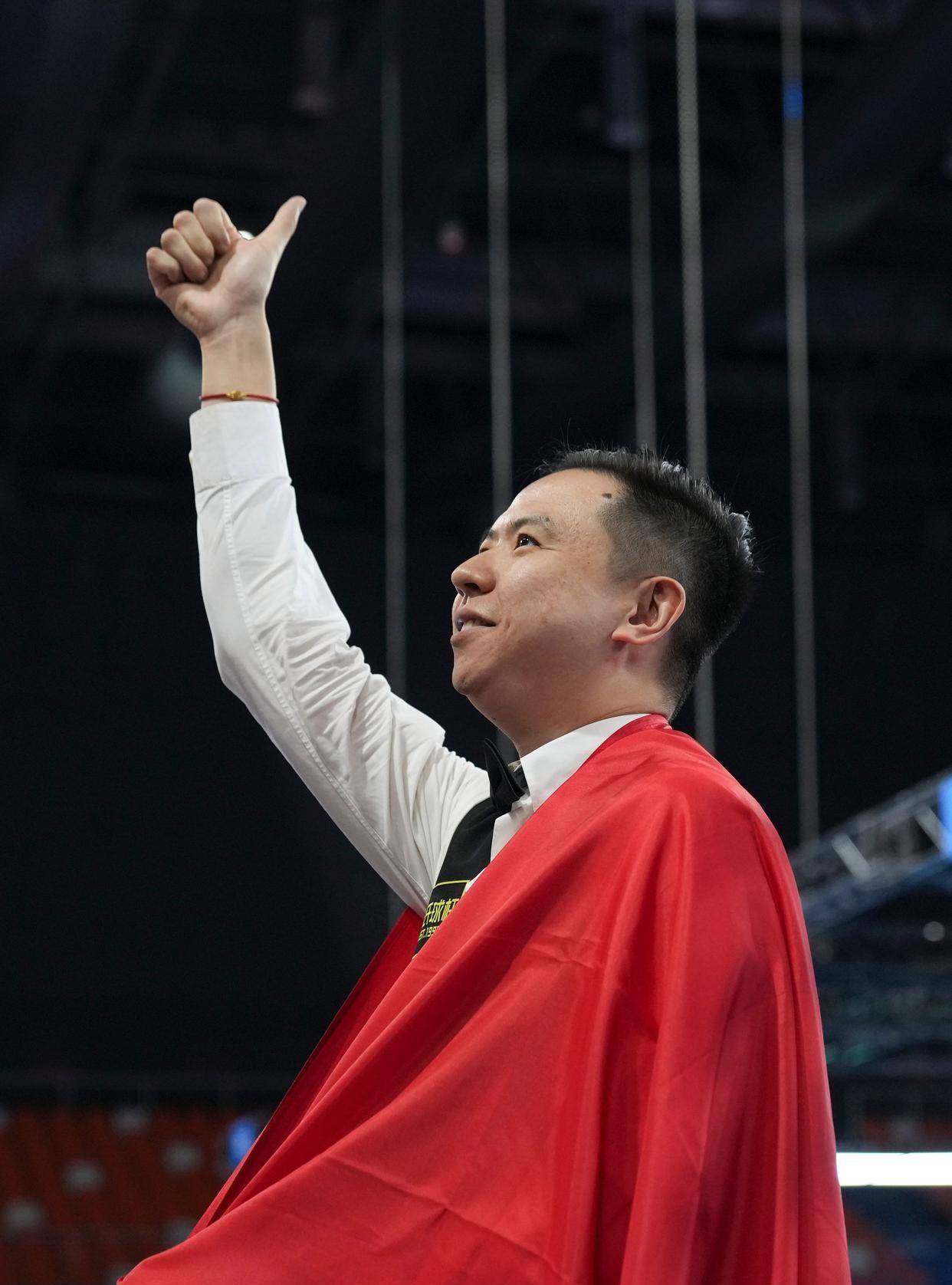 时刻承担起 时刻承担起