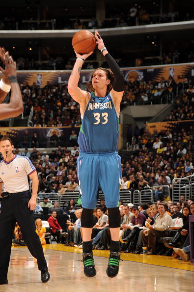 更要适合他 更要适合他